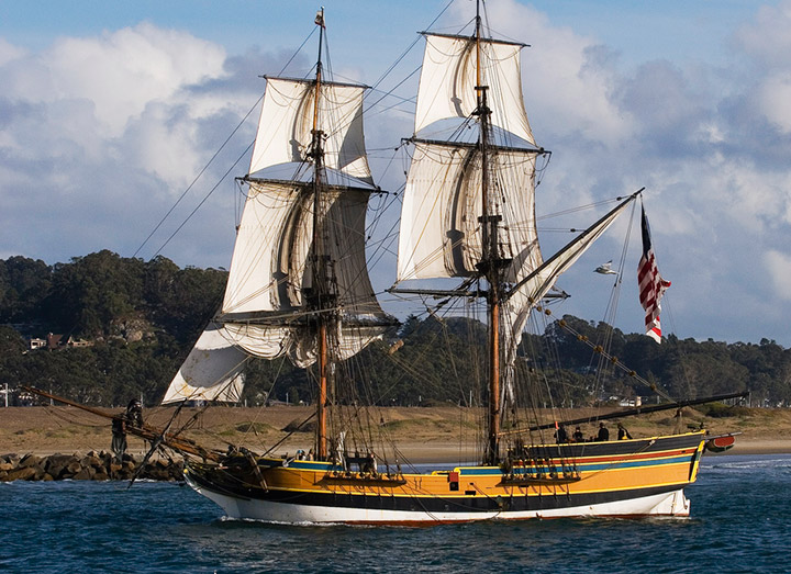 Lady Washington, a modern replica of a 1700s sailing ship. Credit: Flickr/mikebaird