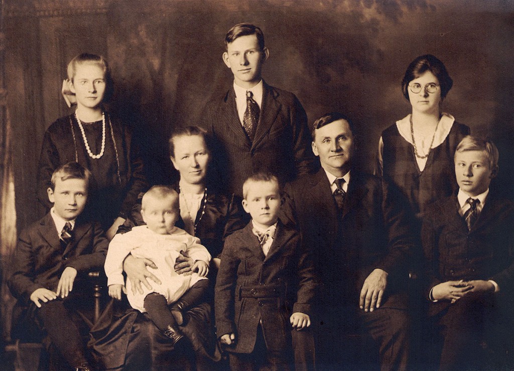 Percy Hagenbuch Family 1922