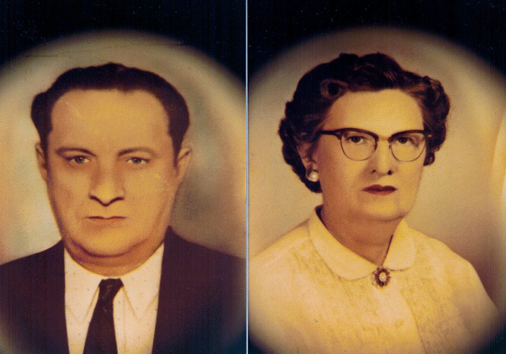 Robert DelRoy II & Mildred Tepe Hagenbuch 1945