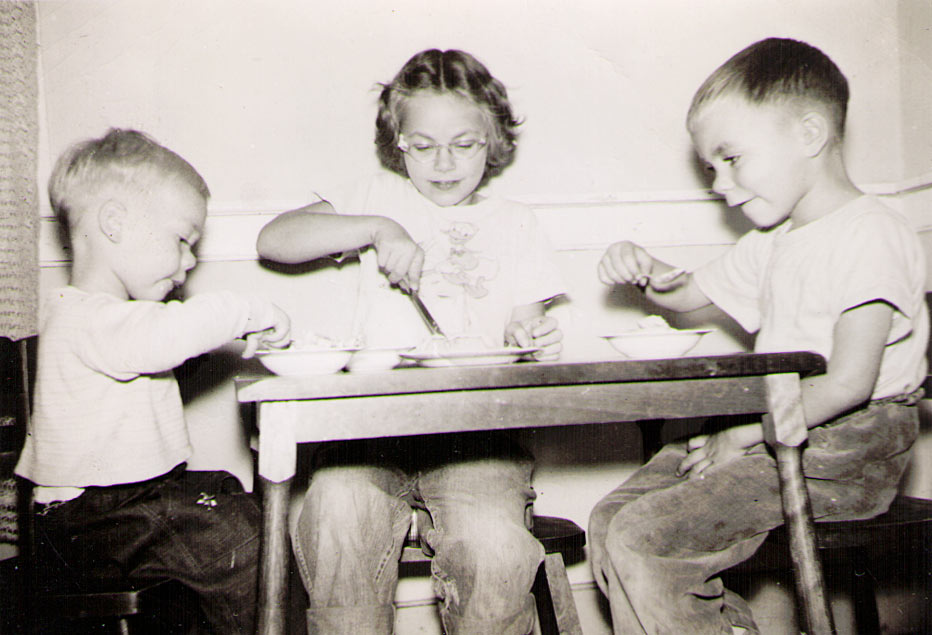 David, Barbara & Robert Hagenbuch, 1951
