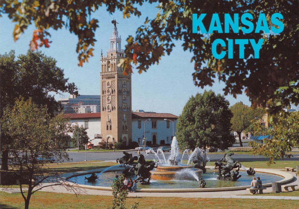 Nichols Fountain, Kansas City Postcard