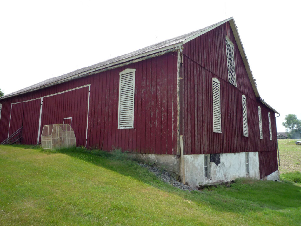 Hiram Hagenbuch barn 