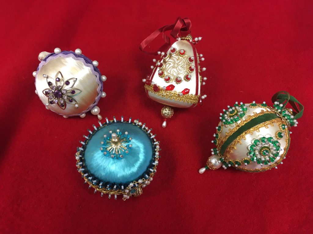 Ornaments Pin Silk Beaded