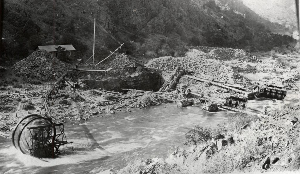 Klamath River Water Wheel Ash Creek