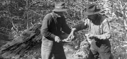 Men Klamath River Gold Panning