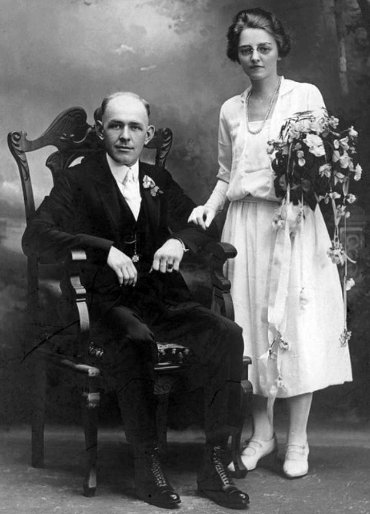 John and Katie (Bensing) Hagenbuch, 1922
