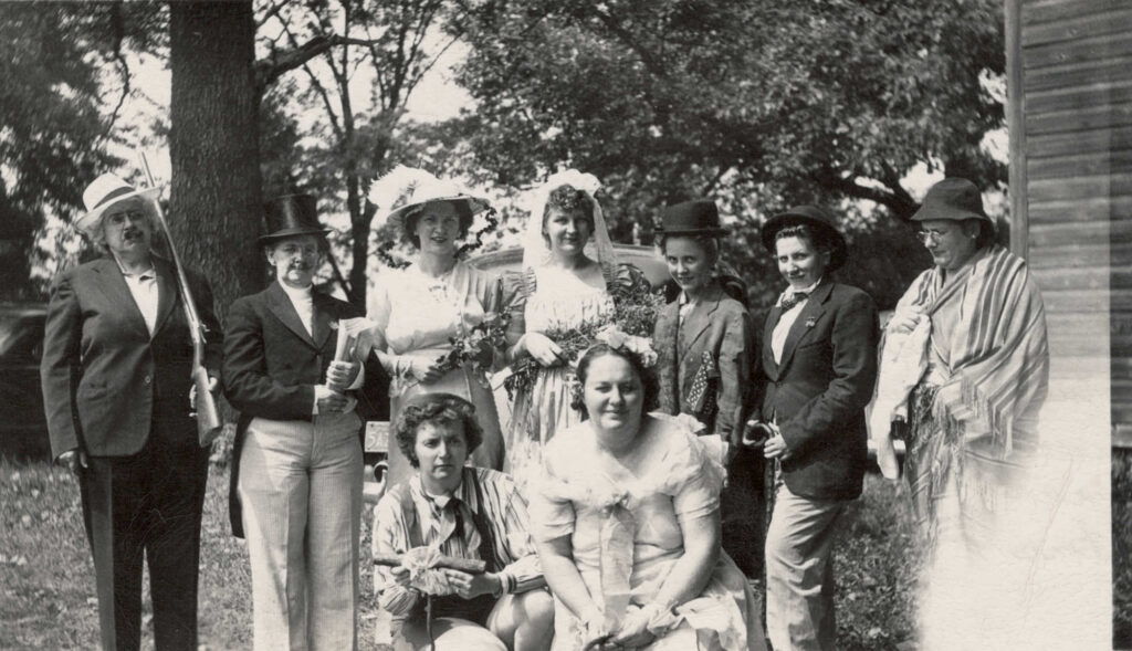 Mock Shotgun Wedding Hidlay Church PA 1948